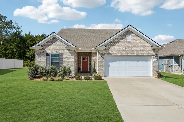 2812 Campanella Dr, Murfreesboro, TN 37128