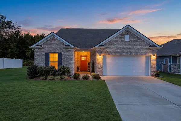 2812 Campanella Dr, Murfreesboro, TN 37128