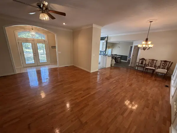 1313 Asbury Dr, New Johnsonville, TN 37134