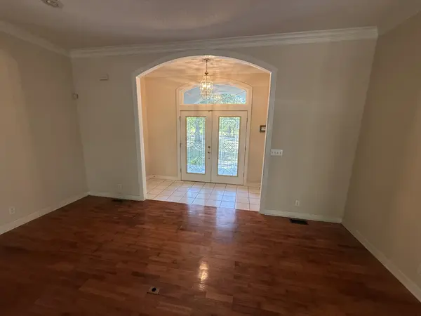 1313 Asbury Dr, New Johnsonville, TN 37134