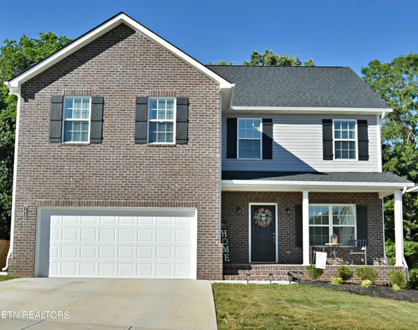 7640 Honey Oaks Rd,  Corryton,  TN 37721