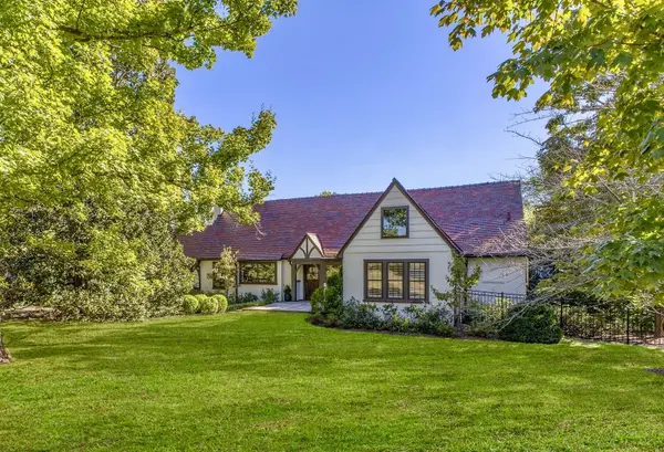 1201 Graybar Ln, Nashville, TN 37215