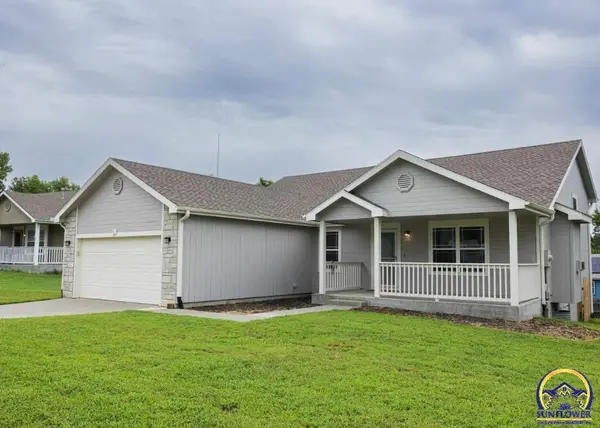 1417 Spring Hill DR, Junction City, KS 66441