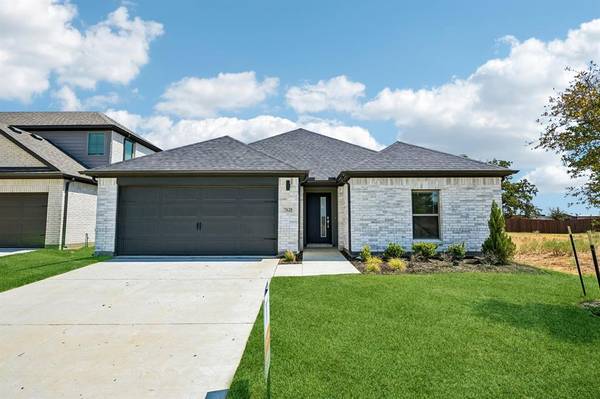 7620 Kingfisher Road, Aubrey, TX 76227