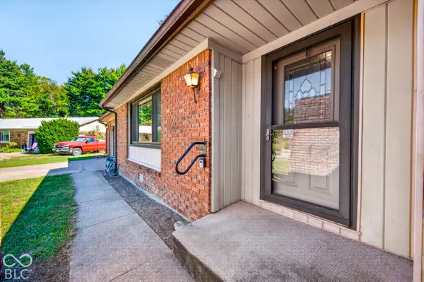 130 Brookside CT, Franklin, IN 46131