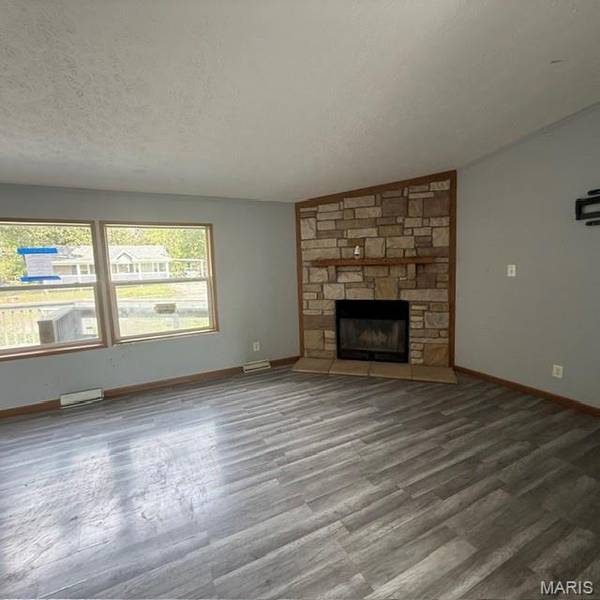6176 Sunset DR, Unincorporated, MO 63016