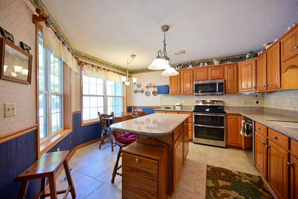 3061 Timberwood TRL #43, Eagan, MN 55121
