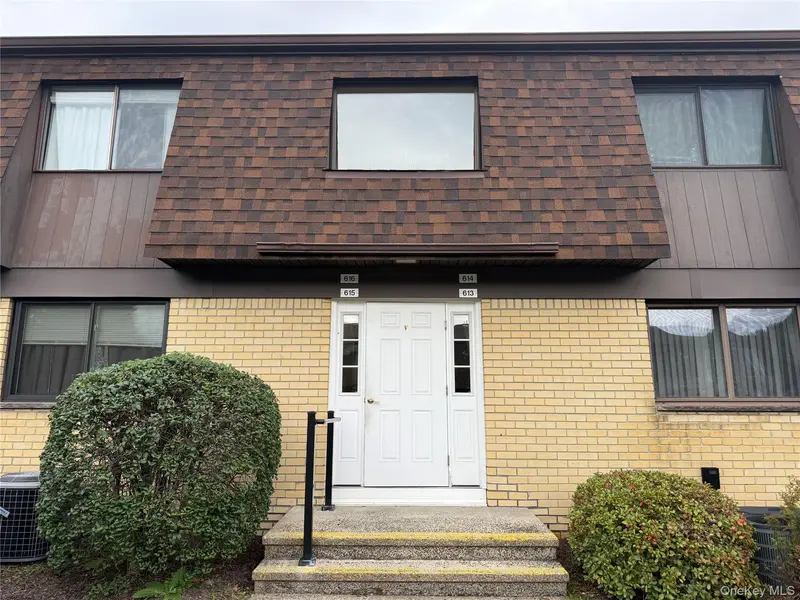 616 Cherry Hill DR, Poughkeepsie, NY 12603