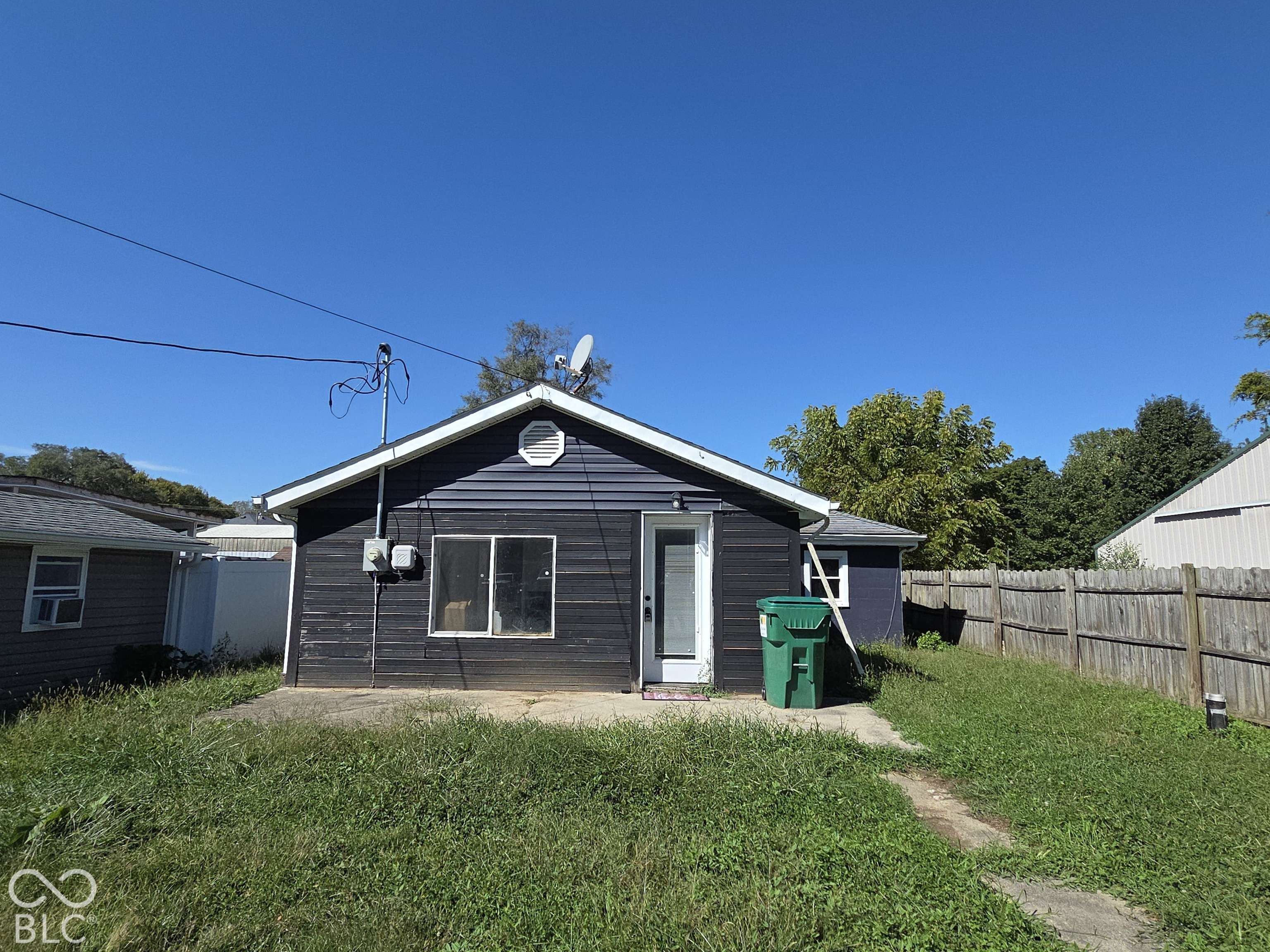 1036 Hendricks AVE, Shelbyville, IN 46176