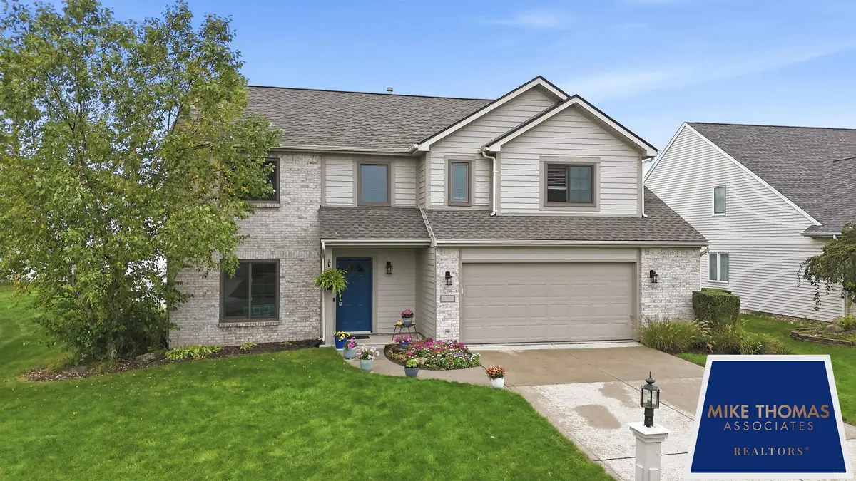 11317 Saint Ives DR, Fort Wayne, IN 46818