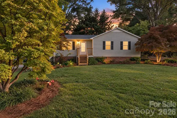 217 23rd ST NW, Hickory, NC 28601