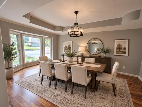 9600 W 105TH TER, Overland Park, KS 66212