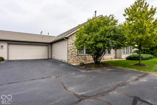 16625 Brownstone CT, Westfield, IN 46074