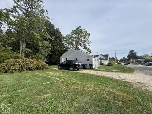 1114 E 6th ST, Muncie, IN 47302