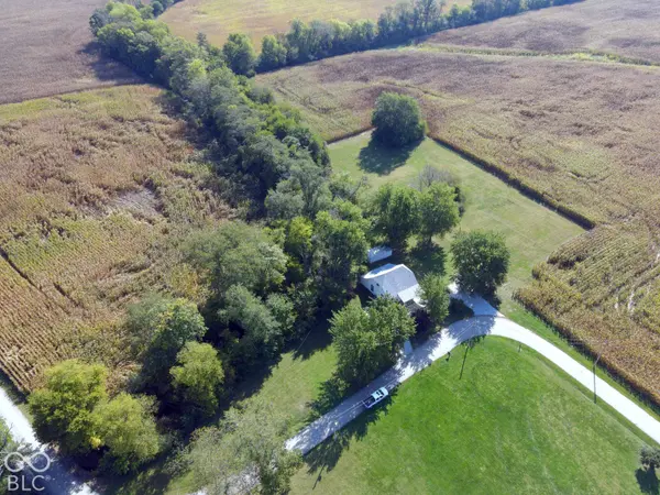 101 W Gosch RD, Shelbyville, IN 46176