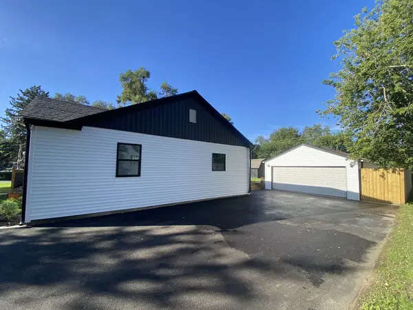 9606 S Natoma AVE, Oak Lawn, IL 60453