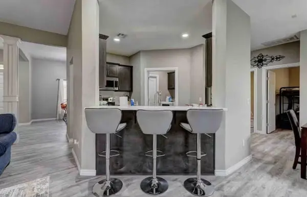 829 SW 40th ST, Moore, OK 73160