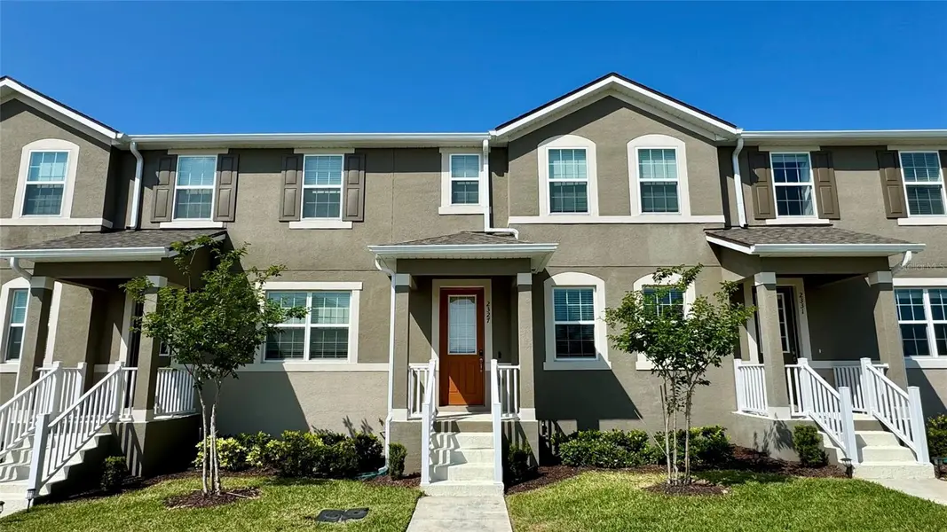 2327 GARDEN BELLE DR, Clermont, FL 34711
