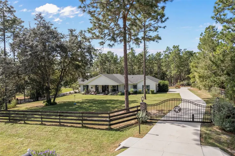 8556 COUNTY ROAD 243, Wildwood, FL 34785
