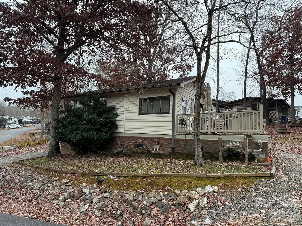102 Arrowood TRL #F128, Mount Gilead, NC 27306