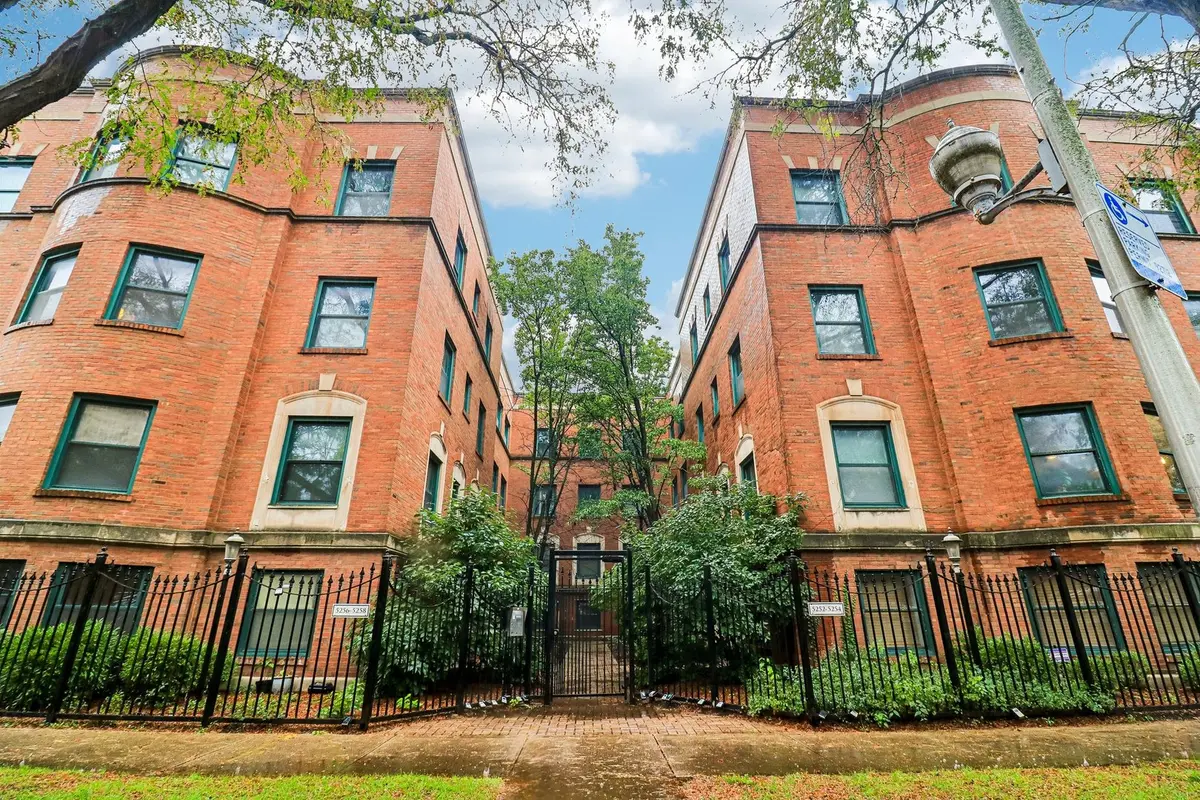 5256 S Drexel AVE #GD, Chicago, IL 60615