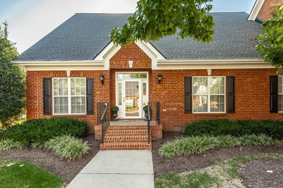 18 Wyndermere, Hendersonville, TN 37075