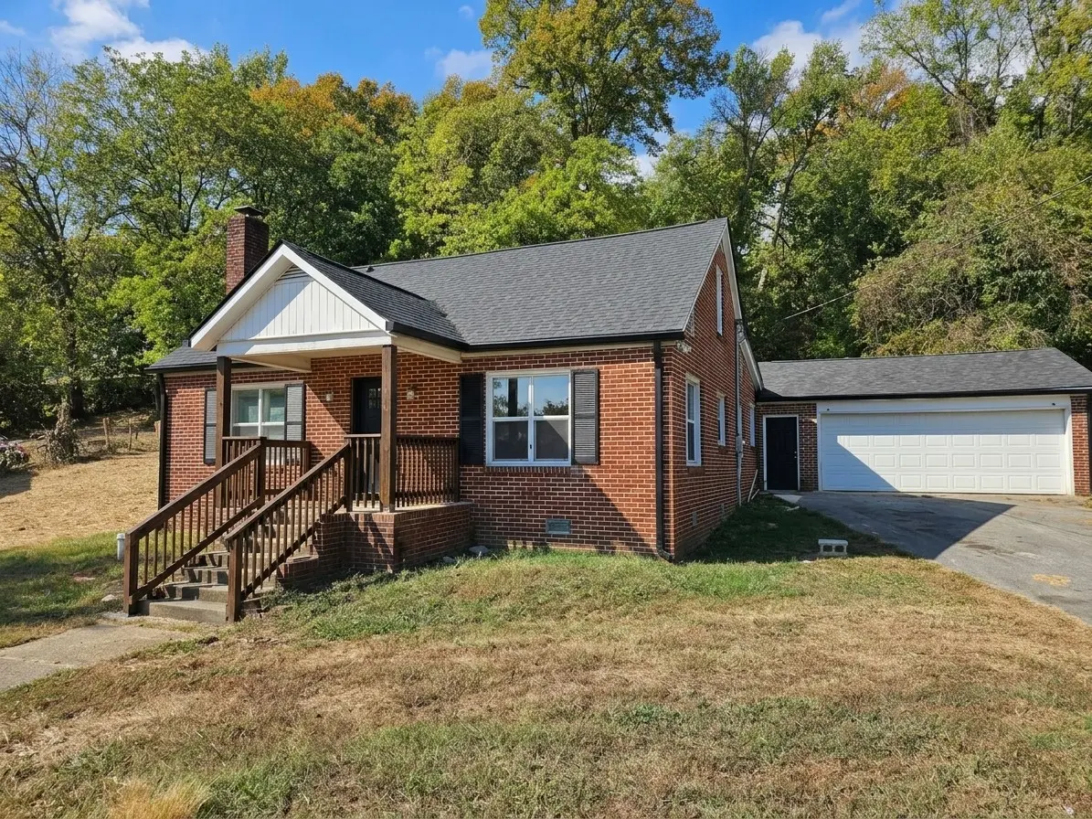 311 Edgewood Ave, Mount Pleasant, TN 38474