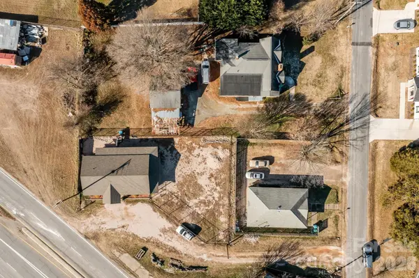 814 E Mills DR, Landis, NC 28088