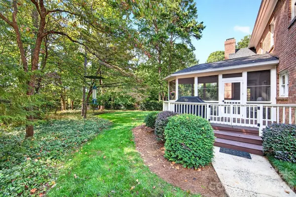 5919 Derry Hill PL, Charlotte, NC 28277