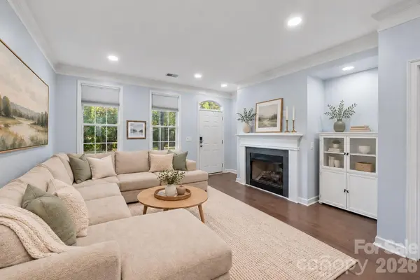 8512 Beaver Creek DR, Charlotte, NC 28269