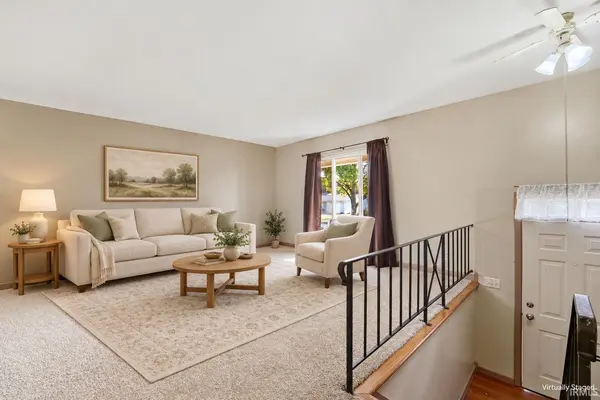 2400 Ottawa DR, Lafayette, IN 47909