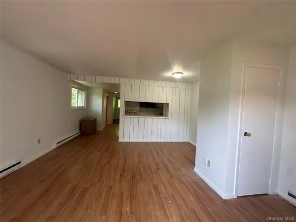 2 School ST, Poughkeepsie, NY 12601