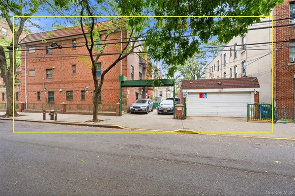 86-02 Elmhurst AVE, Elmhurst, NY 11373
