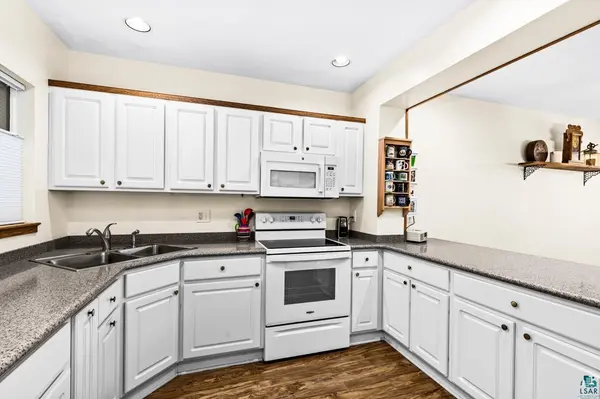 9900 Hudson Blvd #204, Duluth, MN 55808