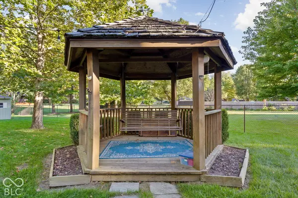 1015 Arroyo RD, Greenwood, IN 46143