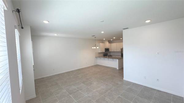 2327 GARDEN BELLE DR, Clermont, FL 34711