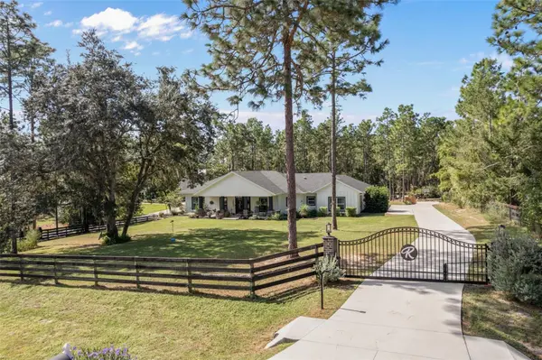 8556 COUNTY ROAD 243, Wildwood, FL 34785