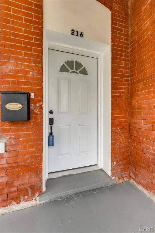 216 E Walton ST, Warrenton, MO 63383