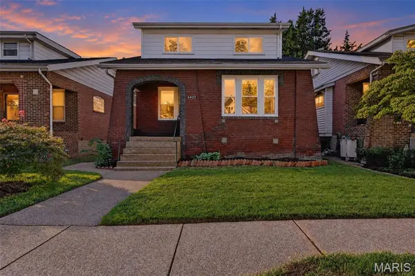 6922 Marquette AVE, St Louis, MO 63139