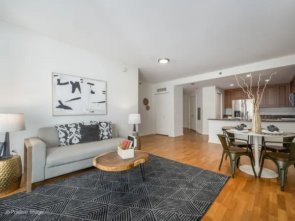 160 E Illinois ST #901, Chicago, IL 60611