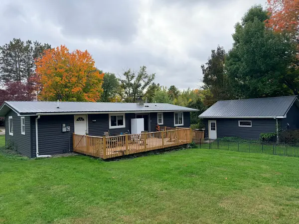 560 E Isle ST, Isle, MN 56342
