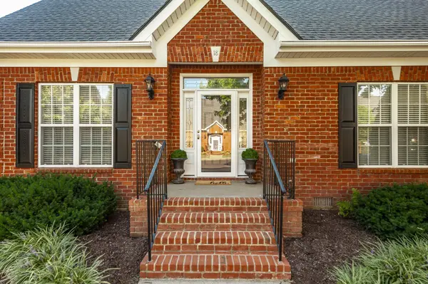 18 Wyndermere, Hendersonville, TN 37075