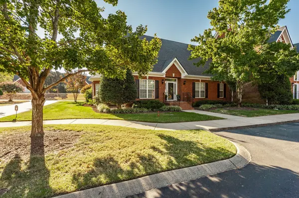 18 Wyndermere, Hendersonville, TN 37075
