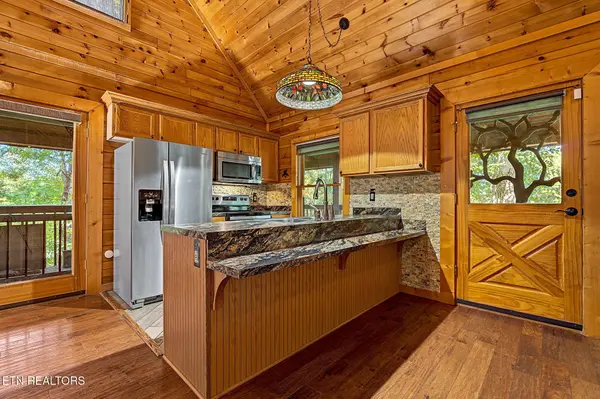 1023 Gordon Way, Sevierville, TN 37876
