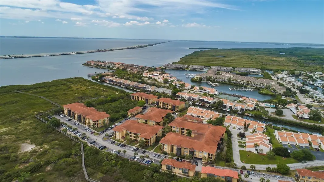 4323 BAYSIDE VILLAGE DR #219, Tampa, FL 33615