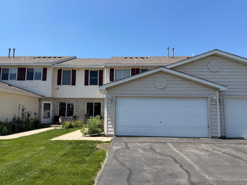 913 Serenity CIR, Norwood Young America, MN 55397