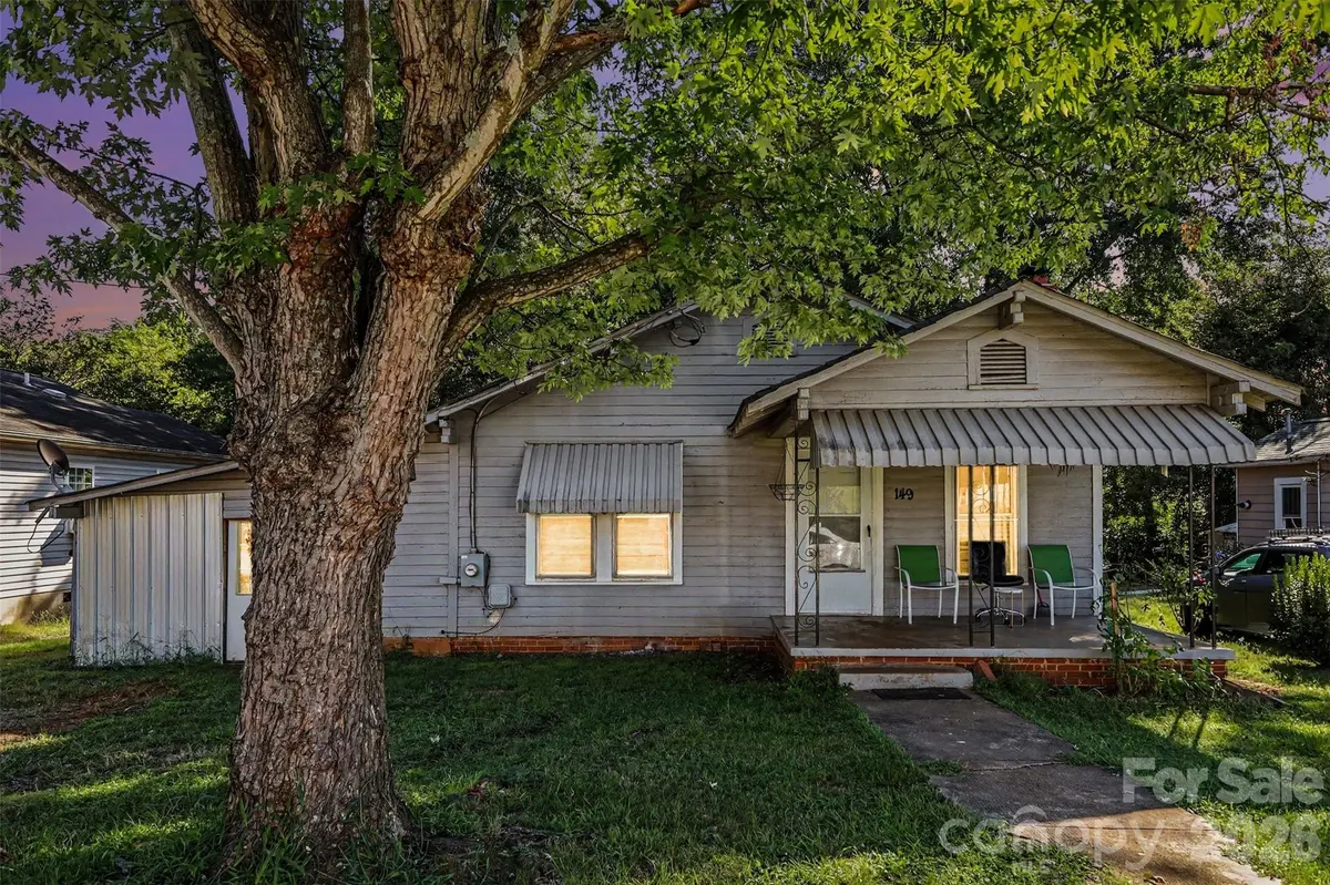 149 Woodlawn DR, Statesville, NC 28677