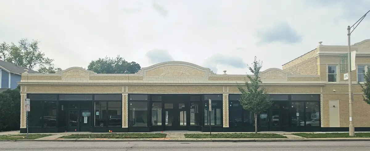 105 S RIDGELAND AVE, Oak Park, IL 60302