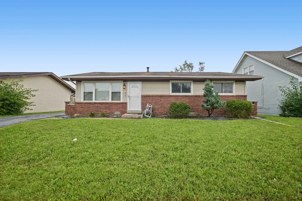 4121 Indian Hill DR, Country Club Hills, IL 60478
