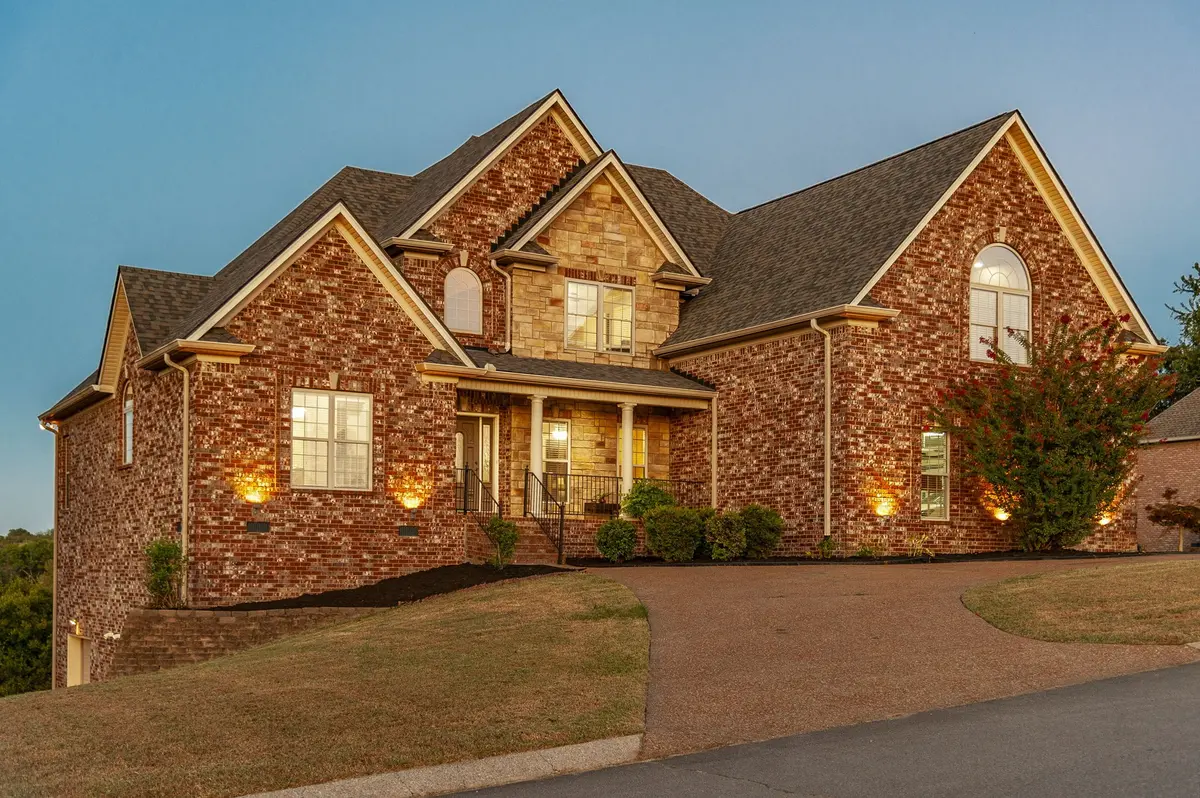 219 Hidden Harbour Dr, Mount Juliet, TN 37122